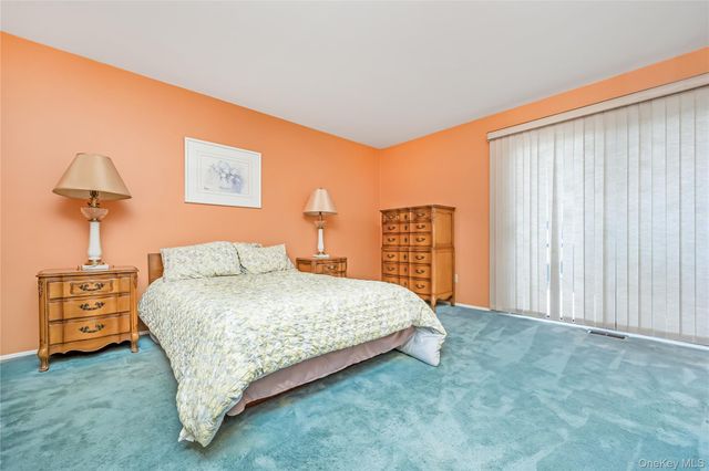 117 Laurel Lane, Wantagh, NY 11793