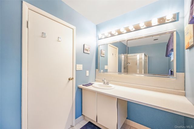 117 Laurel Lane, Wantagh, NY 11793