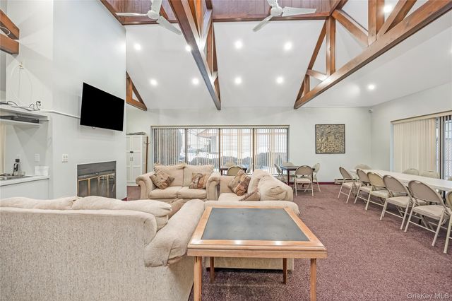 117 Laurel Lane, Wantagh, NY 11793