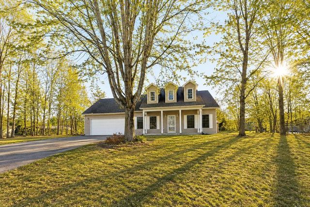 104 RIVERWOOD COURT, Mishicot, WI 54228