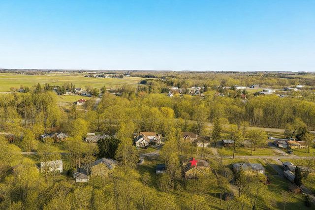 104 RIVERWOOD COURT, Mishicot, WI 54228