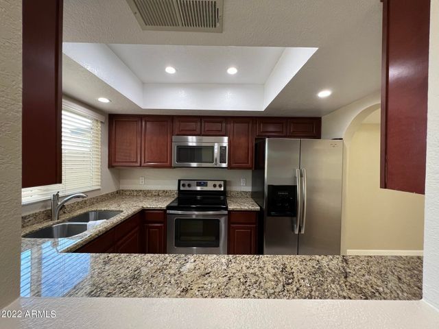 2534 E Villa Theresa Drive, Phoenix, AZ 85032