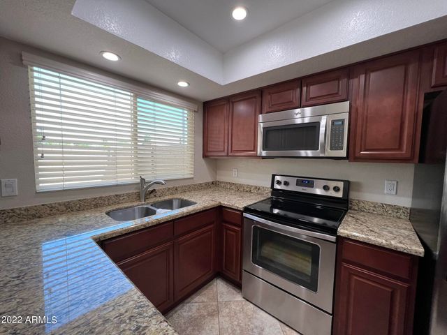 2534 E Villa Theresa Drive, Phoenix, AZ 85032