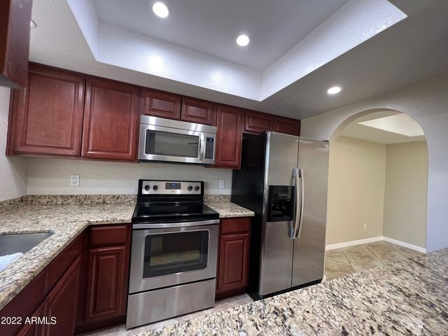 2534 E Villa Theresa Drive, Phoenix, AZ 85032