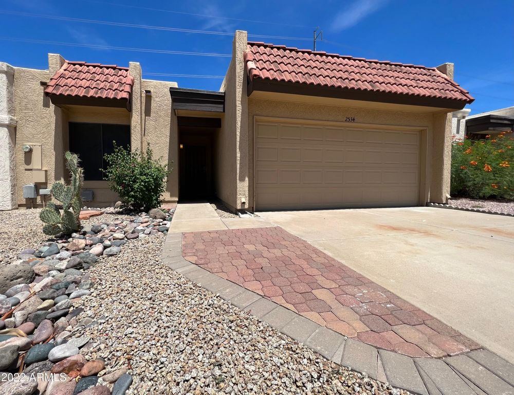 2534 E Villa Theresa Drive, Phoenix, AZ 85032