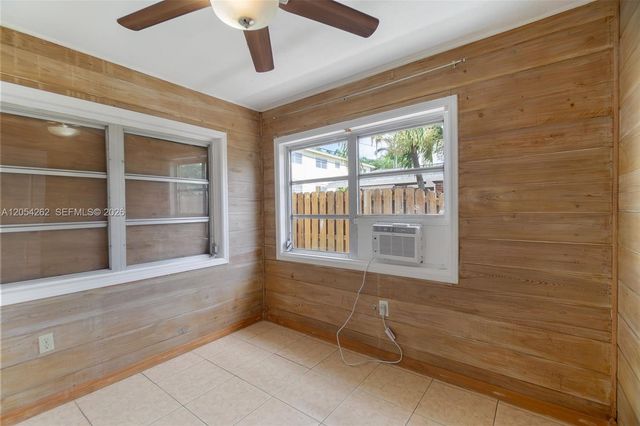 125 Cleveland St, Lake Worth, FL 33461