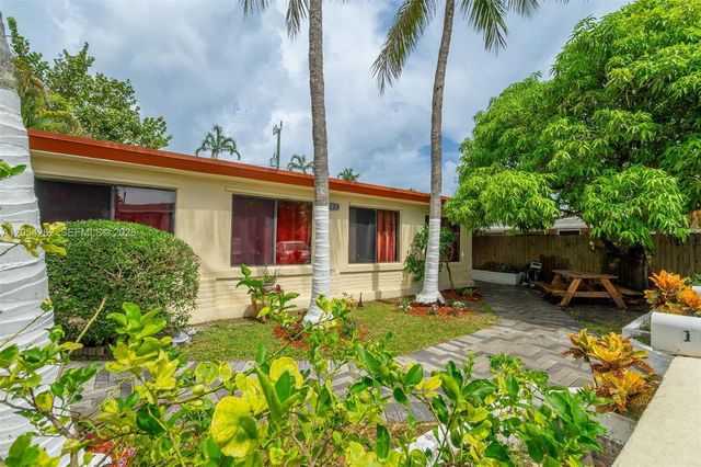 125 Cleveland St, Lake Worth, FL 33461