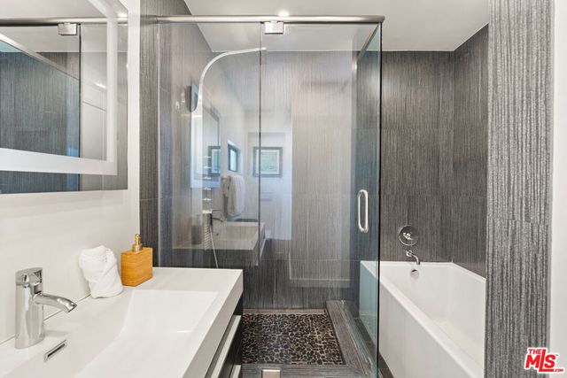 5308 Marina Pacifica Drive South, Long Beach, CA 90803