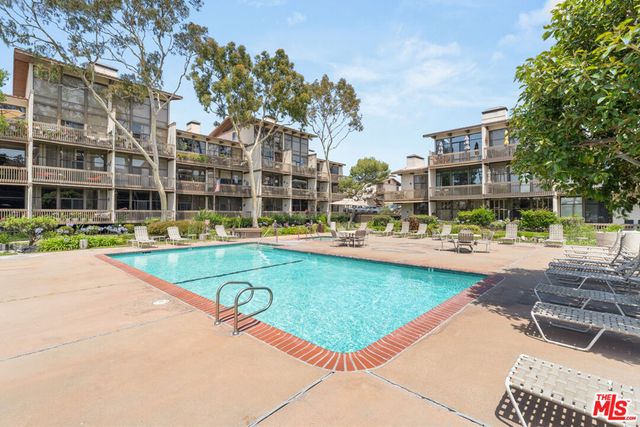 5308 Marina Pacifica Drive South, Long Beach, CA 90803