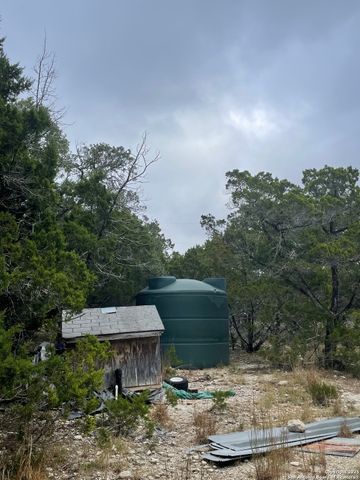 235 Scenic Pass, Pipe Creek, TX 78063