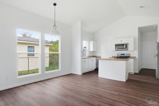 2705 W Brainerd St, Pensacola, FL 32505