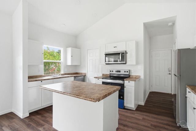 2705 W Brainerd St, Pensacola, FL 32505