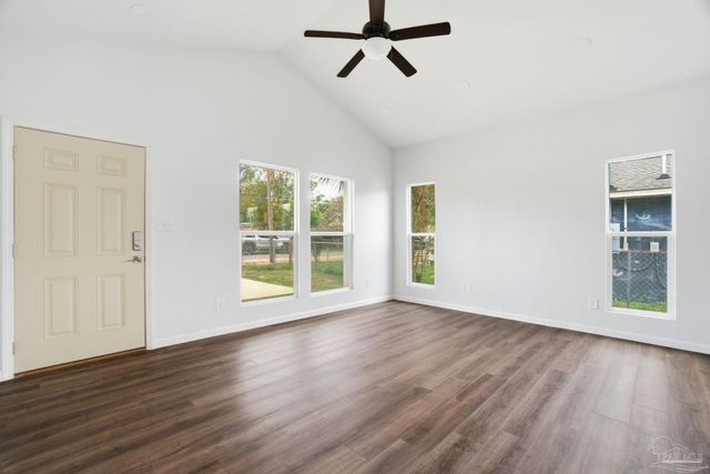 2705 W Brainerd St, Pensacola, FL 32505