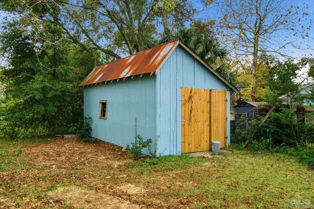 2705 W Brainerd St, Pensacola, FL 32505