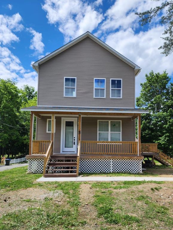 81 Silver Lake Sctn Road, Middletown, NY 10940