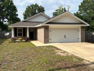 3154 Maple Street, Crestview, FL 32539