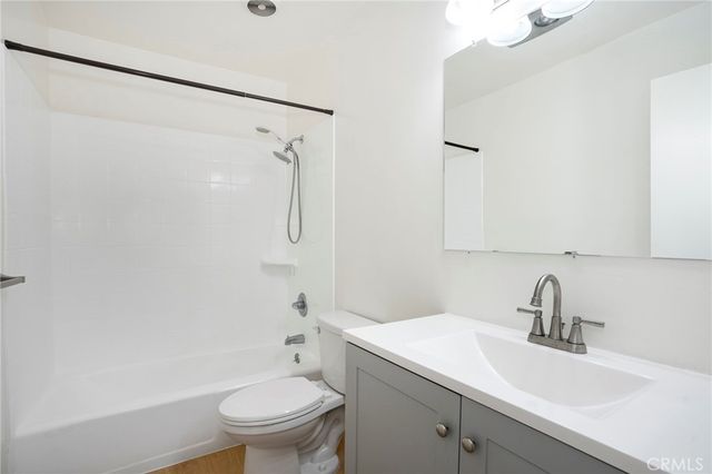 1187 E 3rd 308, Long Beach, CA 90802