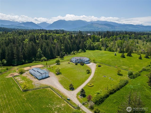 137 Bravo Road, Port Angeles, WA 98362