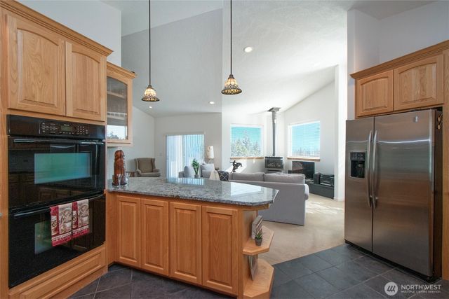 137 Bravo Road, Port Angeles, WA 98362