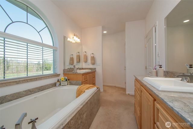 137 Bravo Road, Port Angeles, WA 98362