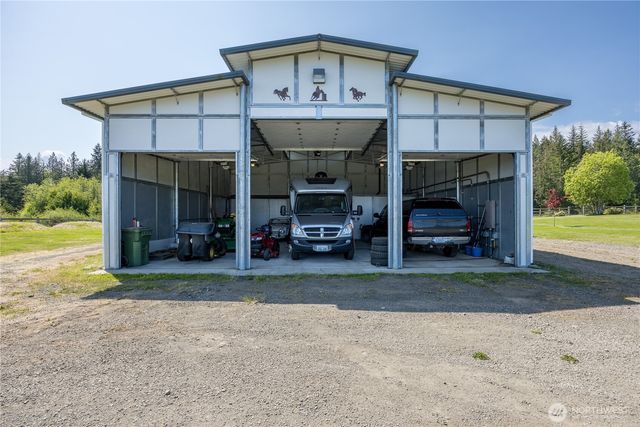 137 Bravo Road, Port Angeles, WA 98362