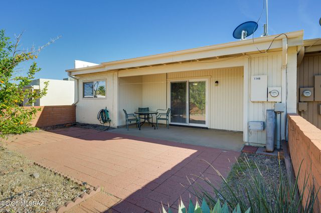 1146 S Alpine Circle, Green Valley, AZ 85614