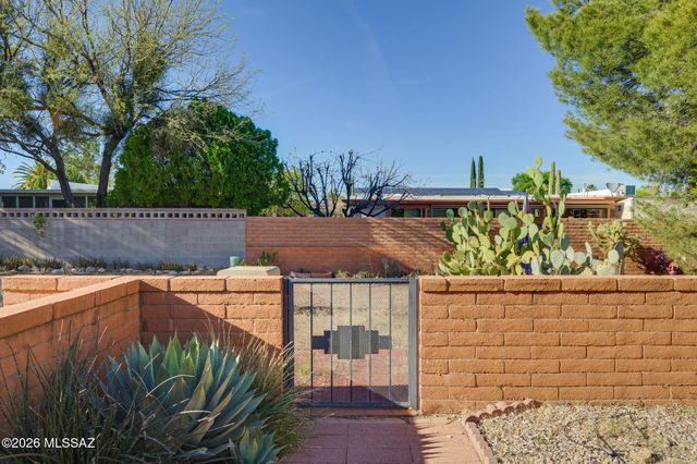 1146 S Alpine Circle, Green Valley, AZ 85614