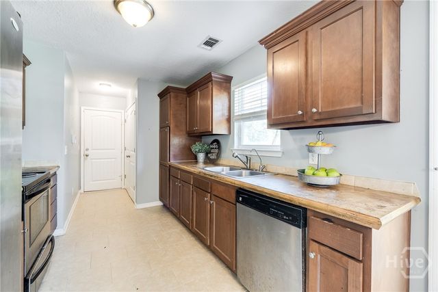 280 Barrister Circle, Guyton, GA 31312