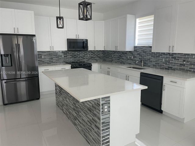 1765 SE Aires Ln, Port St. Lucie, FL 34984