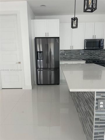 1765 SE Aires Ln, Port St. Lucie, FL 34984