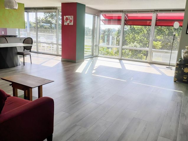 9655 Woods Drive 517, Skokie, IL 60077