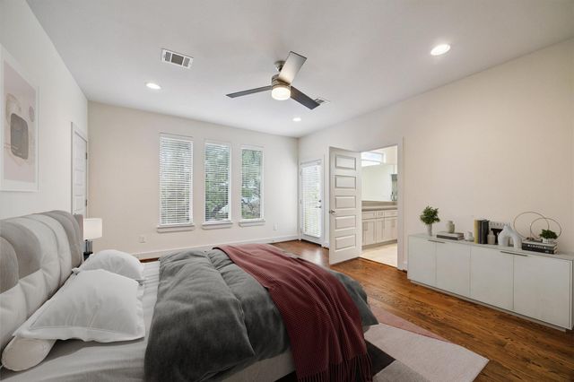 4833 Chenevert Street, Houston, TX 77004