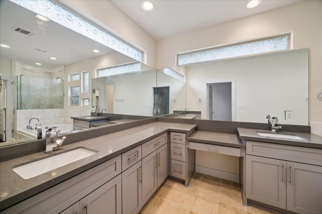 4833 Chenevert Street, Houston, TX 77004