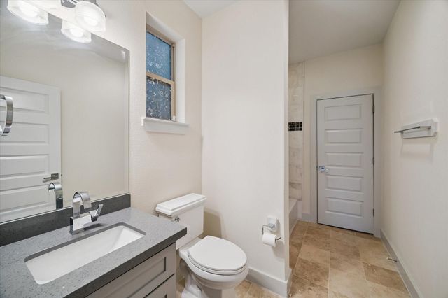 4833 Chenevert Street, Houston, TX 77004