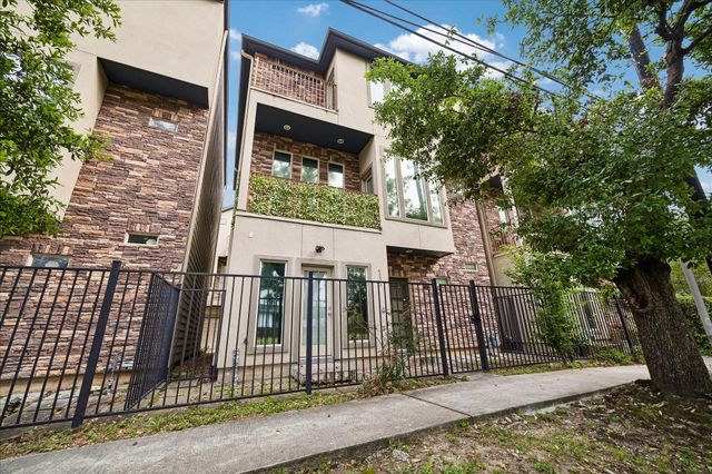 4833 Chenevert Street, Houston, TX 77004