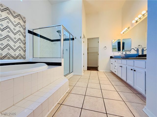 2547 Serenity Hollow Drive, Henderson, NV 89052