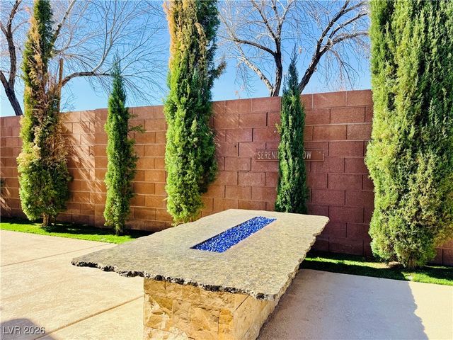 2547 Serenity Hollow Drive, Henderson, NV 89052