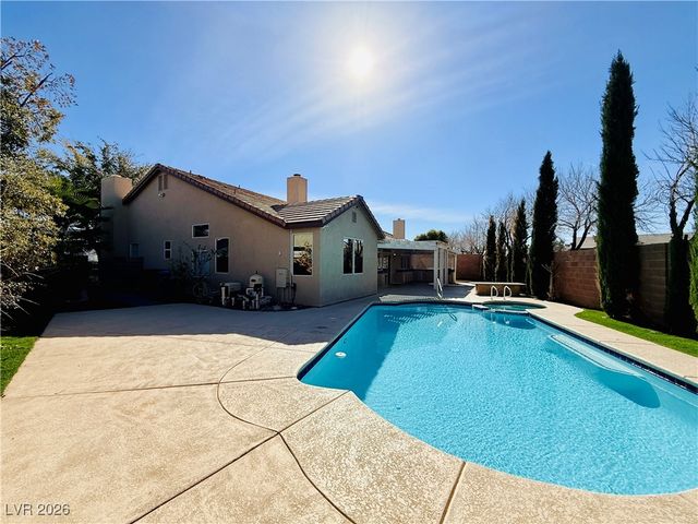 2547 Serenity Hollow Drive, Henderson, NV 89052