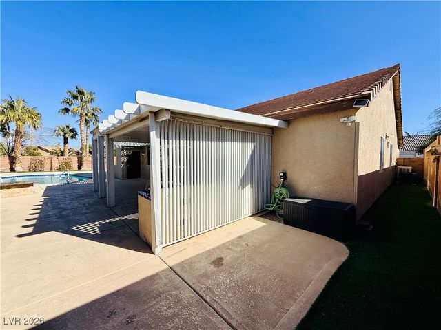 2547 Serenity Hollow Drive, Henderson, NV 89052