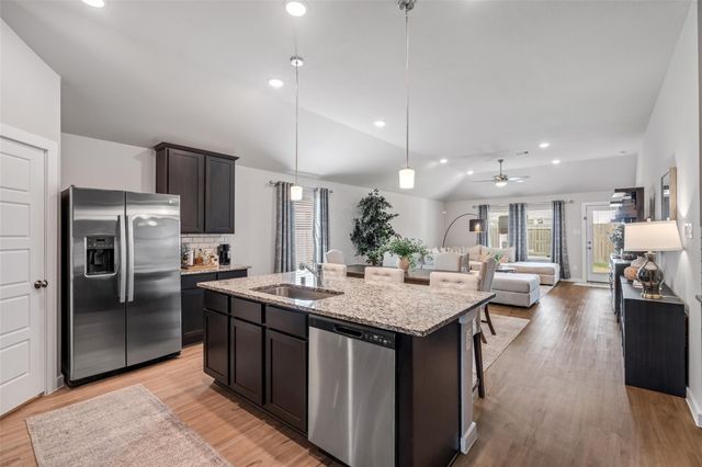 26175 Ethereal Road, La Marque, TX 77568