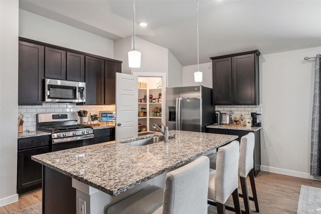 26175 Ethereal Road, La Marque, TX 77568