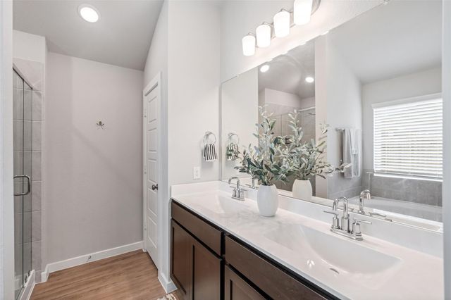 26175 Ethereal Road, La Marque, TX 77568