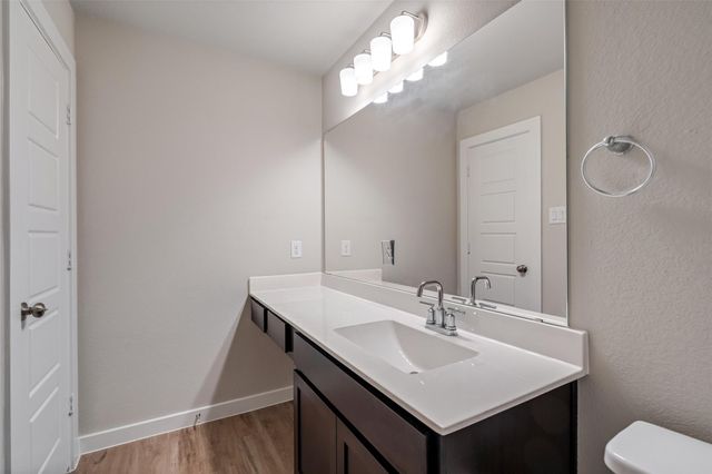 26175 Ethereal Road, La Marque, TX 77568