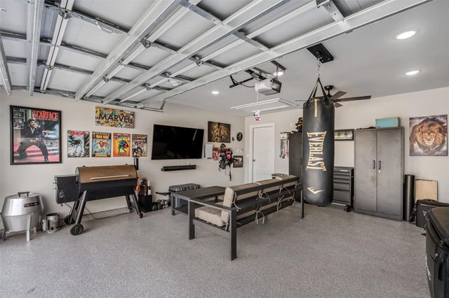 26175 Ethereal Road, La Marque, TX 77568