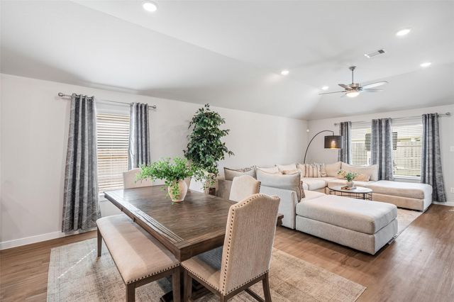 26175 Ethereal Road, La Marque, TX 77568