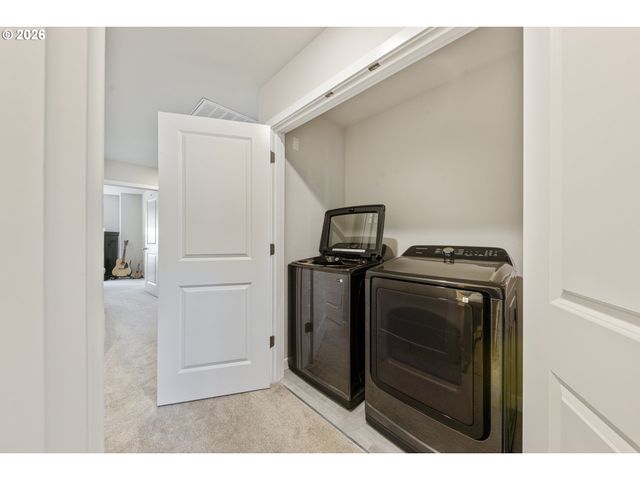 4132 E LABISH Ln, Newberg, OR 97132