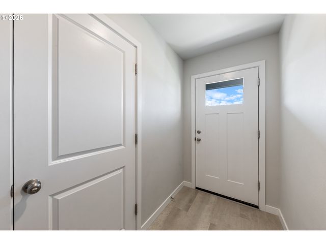 4132 E LABISH Ln, Newberg, OR 97132