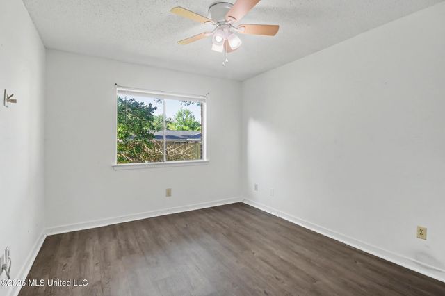 2821 Lawnwood Drive, Ocean Springs, MS 39564