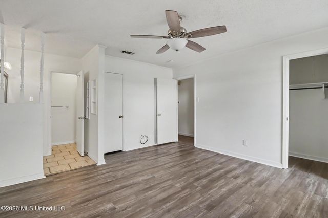 2821 Lawnwood Drive, Ocean Springs, MS 39564