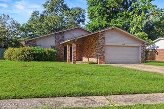 2821 Lawnwood Drive, Ocean Springs, MS 39564